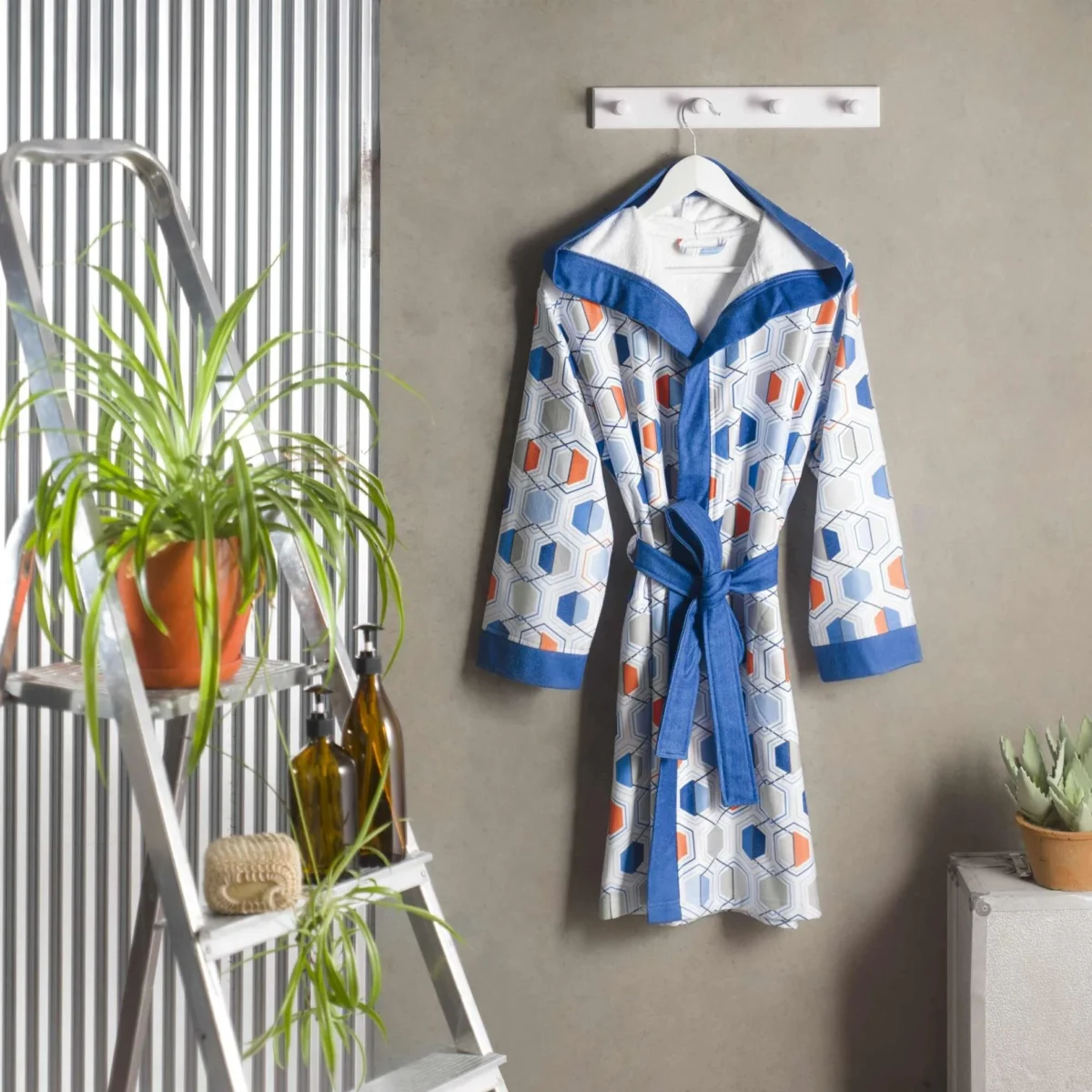 Taç Sanna Pamuk 15-18 Yaş Genç Bornoz - Görsel 1